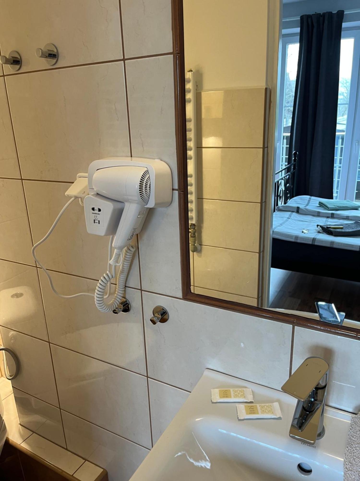 מישלניצה Route 7 Rooms מראה חיצוני תמונה